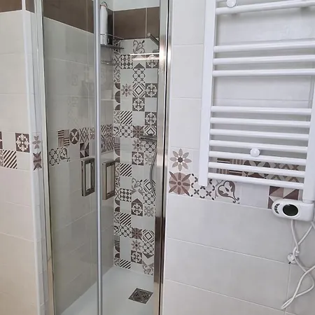 Casa Maria - Vista Mare, Wi-fi Veloce, Parcheggio Gratuito Appartamento *