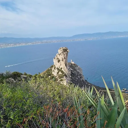 Appartamento Casa Maria - Vista Mare, Wi-fi Veloce, Parcheggio Gratuito