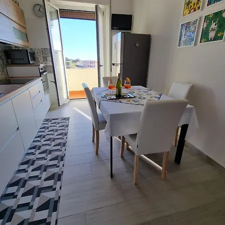 Casa Maria - Vista Mare, Wi-fi Veloce, Parcheggio Privato Кальяри